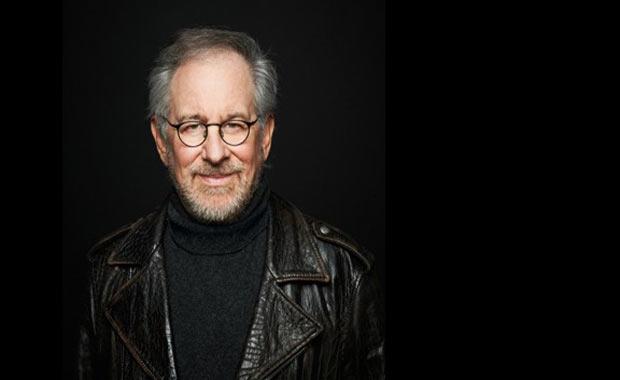 Steven Spielberg (Ynetmen-Yapmc)<br>  E.T., Jurassic Park, Jaws, Schindler&#8217;s List gibi klt filmleri sinema dnyasna kazandran Spielberg bavurduu film okuluna dk ders notlar yznden kabul edilmez.
