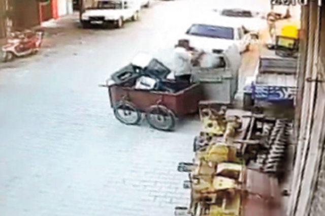 Alaehir Cumhuriyet Basavcl tarafndan hazrlanan 11 sayfalk iddianame, Alaehir Ar Ceza Mahkemesine sunuldu. ddianamede, tutuklu sank Himmet Aktrk hakknda, "Cinsel amal cebir ve tehdit veya hile kullanarak kiiyi hrriyetinden yoksun klma, bir suu  gizlemek veya baka bir suun delillerini gizlemek ya da yakalanmamak amacyla ldrme...