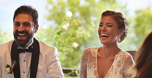 Erhan elik'ten ayrlk aklamas