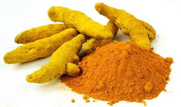 Zencefil: Doann mucizevi besinlerinden zencefil arya kamamak kouluyla st solunum yolu enfeksiyonlar ve gripten kansere dek birok fayda salyor. Sindirimi ve hazm kolaylatrmasnn yannda mide bulantsna iyi gelen, kolesterol dren ve kann phtlamasn engelleyen zencefilin ar kesici zellii de bulunuyor. ABD&#8217;de Michigan niversitesi&#8217;nde yaplan bir dizi aratrma, zencefilin yakn gelecekte kanser tedavisinde de kullanlabileceini ortaya koydu. Mikroplarn kol gezdii bu k aylarnda taze zencefili rendeleyip iine limon ve bal koyarak elde ettiiniz karmdan sabahlar bir tatl ka yiyerek baklnz glendirebilirsiniz.