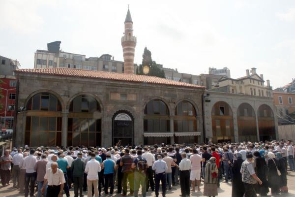 Trkiye katliam byle lanetledi