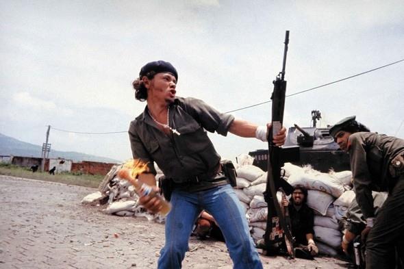 Molotoflu adam - Susan Meiselas (1979)