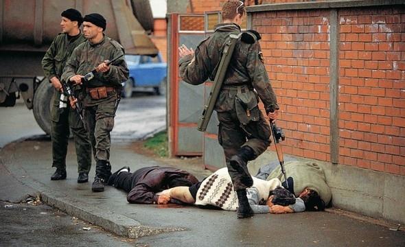 Bosna - Ron Haviv (1992)