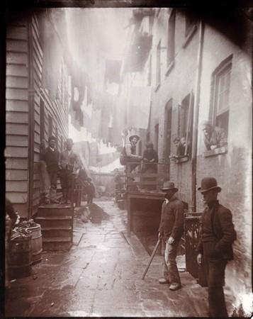 Mulberry Soka - Jacob Riis 1888