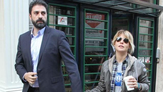 Tm bunlarn yannda iftin ayrlnn asl sebebi her iki nlnn eski evliliklerinden olan ocuklar.