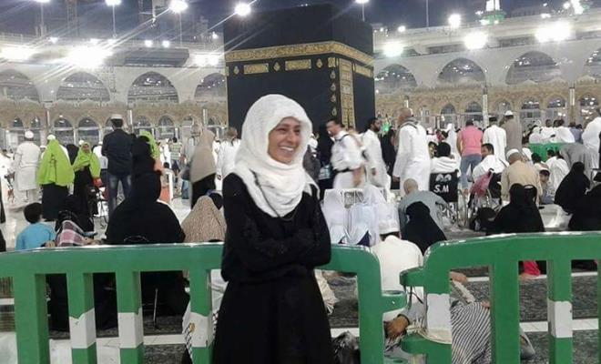 Burda Arap tvsinde Fahriye Evcen dizisi oynuyo u an duygulandm Burdan tabiki eitli hediyeler getircem incik boncuk hurma gibi, artk nasip kiminse onun.