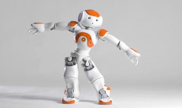 8. Sosyal Robotlar  <br>  Sosyal robotlar kendi kendilerini ynetebilen, kendi ierisinde tanmlanan sosyal kurallara ve kendisine atanan grevler dahilinde insan ve dier otonom sistemlerle iletiim kurabilen, etkileebilen sistemlerdir. Bu robotlar dardan gelen ses, grnt gibi verileri alglayp, analiz edecek donanm ve yazlmlarla denmitir. Sosyal robotlar gelecekte daha da insanslaacakt.