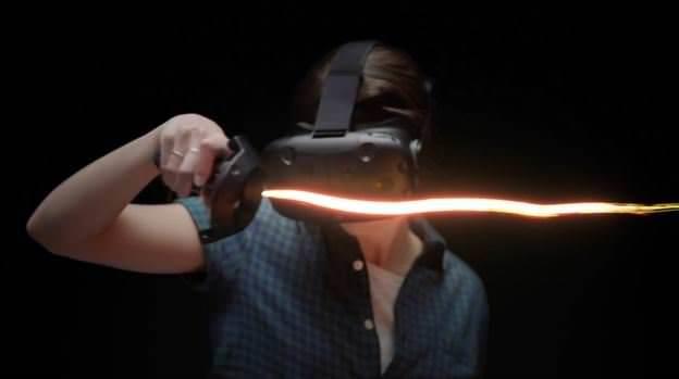 5. nsan Odakl Olmak    <br>nsan odakllk son yllarda olduka popler bir konu olmaya balad. zellikle tasarm ve mhendislik alanlarnda kan herhangi bir yeni rn, sistem veya hizmet projelerinin odanda insan var. nsan odakl olmay, geleneksel bak asyla gelitirilen rn ya da sisteme insann uymasn bekleyen grn aksine rn ya da sistemin insana uyum salad yaklamlar olarak zetleyebiliriz.