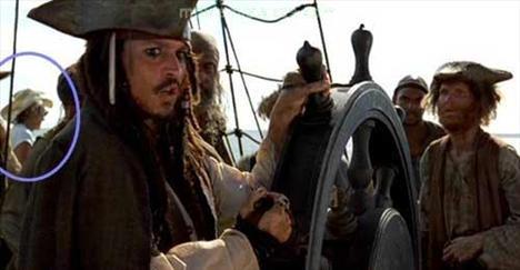 Pirates of the Caribbean: The Curse of the Black Pearl (Karayip Korsanlar: Siyah ncinin Laneti)