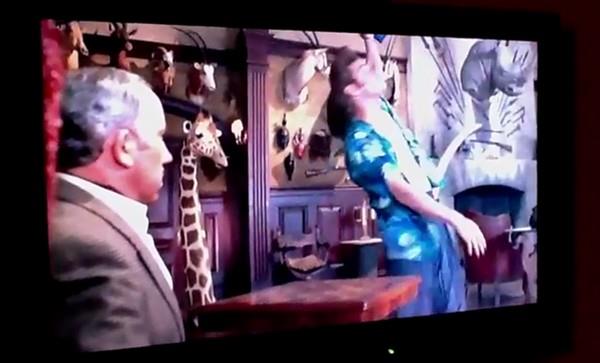 Devam sahnesinde talar kayboluyor...