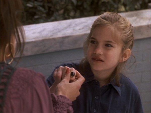 My Girl<br>    Filmde Vada'nn sahip olduu mod yzkleri filmin getii 1972 ylndan ancak 3 yl sonra retilmiti.