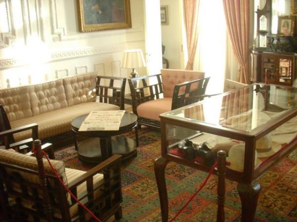 hsan ve Yavuz Kalkavan'a ait Beikta Deniz Yatrmlar Sanayi ve Ticaret A..'ye yaplan devrin ardndan ise 2 aile 2009 ylnda mahkemelik oldu.