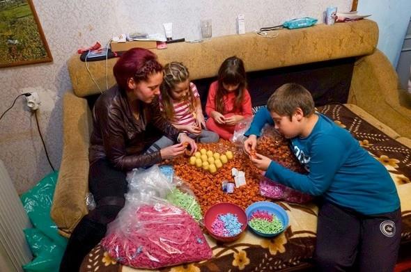 Tm dnyada ocuklarn ok sevdii Kinder Srpriz Yumurta ikolatalaryla ilgili oke eden bir gerek ortaya kt.