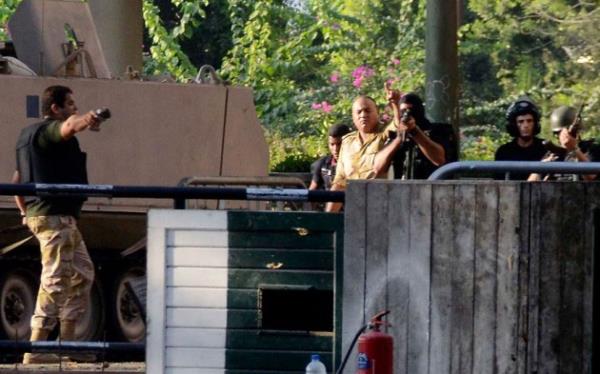 Plann son maddesi olan ?zgr ve adil seimler? konusuna zellikle vurgu yapan st dzey bir yetkili, ?zgr ve adil bir seimde, sandktan kim karsa ksn, Msr halknn iradesini yanstt iin, Trkiye?nin muhatab olacaktr? dedi.