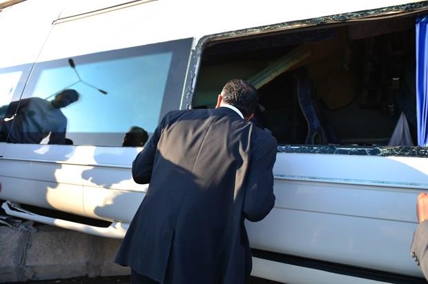 eitli hastanelerde tedavi altna alnan yarallardan 6'snn hayati tehlikesinin bulunduu renildi.