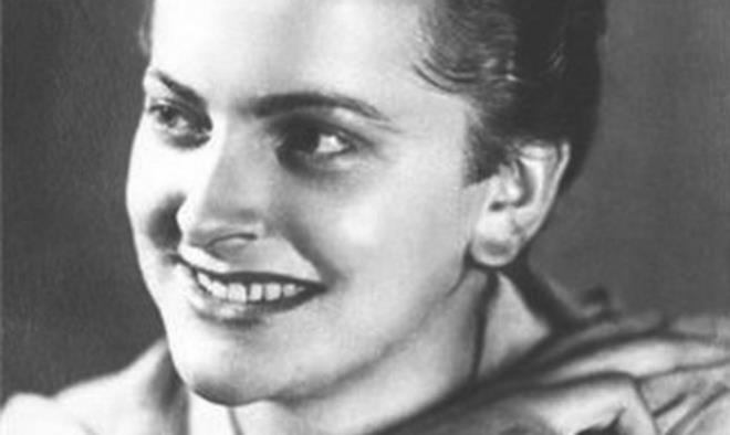 Irma Greese  <p>  2. Dnya Sava srasnda 30.000 kadn alann sorumlusuydu. Irma Grese, hemire olmak istemitir fakat kk yata annesini kaybettii iin okuduu okulu brakmtr. Nazi toplama kamplarnda gardiyan olarak almtr. Zevk iin ldrme, insanlar, ocuklar a kpeklere saldrtma gibi sulamalarla yarglanmtr. Binlerce insann gaz odalarna gitmesinden sorumlu tutuldu.