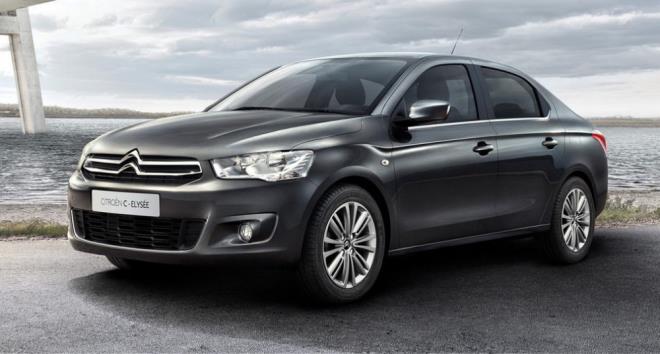 TE TV ZAMMINDAN ETKLENMEYECEK OTOMOBLLER  <p>    Yeni TV oranlar Resmi Gazete'de yaynlanarak kesinlik kazand. Aklanan yeni oranlara gre TV zammndan etkilenmeyecek otomobiller sadece iki grupta bulunuyor. O gruplardan biri; sadece silindir hacmi 1600 cm3'e kadar olan ve plak fiyat 40.000 TL'yi gemeyenler, dieri ise hibrit otomobillerden elektrik motor gc 50 kW' geip silindir hacmi 1800 cm3' gemeyenler. Okurlarmz iin bu gruba dahil olan ve tm otomobilleri aratrdk. te TV zammndan etkilenmeyecek tm otomobiller&#8230; Citroen C-Elysee (Benzinli ve Dizel versiyonlar)    Not: Listedeki otomobiller, TV dzenlemesi ncesi sat fiyatlar zerinden hazrlanmtr.