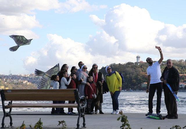 Trkiye statistik Kurumu&#8217;nun (TK) HT stanbul iin aklad stanbul bazl yabanc nfus verilerine gre ikamet ve alma izni alan yabanc vatanda says Trkiye&#8217;de 650 bin 308. Bu nfusun 199 bin 260&#8217; stanbul&#8217;da ikamet ediyor