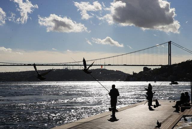 STANBUL metropol zelliiyle her lkeden vatandan yaad, her rka kucak aan ok renkli bir kent. zellikle son dnemlerde g ile birlikte artan nfusta, yabanc profili ykselmeye balad.