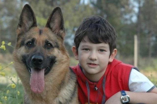 Sonra ksa br sre Pulsar isimli bir dizide barolde oynad ama ekran maceras Aliye kadar uzun olmad.