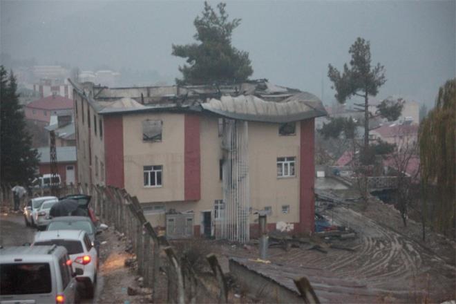 GN AARINCA ORTAYA IKAN TABLO  hmaller dizisi sonucu 11'i ocuk 12 kiinin yaamn yitirdii yurtta inceleme yaplyor.