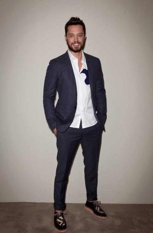 Murat Boz<br>    stanbul Bilgi niversitesi'ni kazand, bu okulu bitirdikten sonra stanbul Teknik niversitesi'nde eitimine devam etmitir.