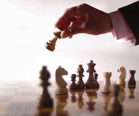 Yarn odakldr Onlar yaptklar hataya saplanp kalmak yerine, onu nasl dzeltebileceklerini dnrler.Her zaman yarn odakl dnrler ve yarn odakl olabilmek iin bugn yaplmas gerekenleri eksiksiz olarak yerine getirirler.