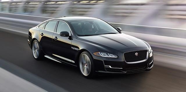 <p>JAGUAR</p>  <p>  Jaguar XE 2.0 Dizel Otomatik Sedan Pure</p>  <p>  VERGSZ FYAT: 125.522 / ESK VERG: 90 / ESK FYAT: 281.422 / YEN VERG: 110 / YEN FYAT: 296.231</p>