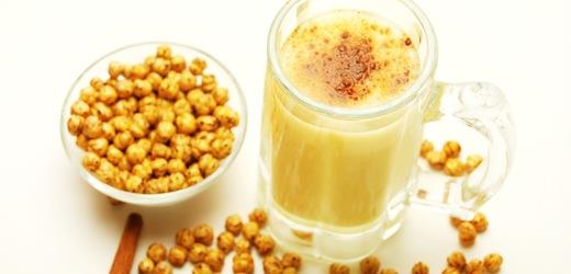 Boza Kanserle Mcadele Eder:    Bozann ierdii vitamin ve mineraller genel anlamda bnyenin savunma sistemi iin faydaldr. Bunun yannda kanserle mcadele iin savunma sisteminin gerek duyduu besinler salar.  Vcudun drencini arttrd iin kansere neden olan unsurlarn ortadan kalmasna yardmc olur.