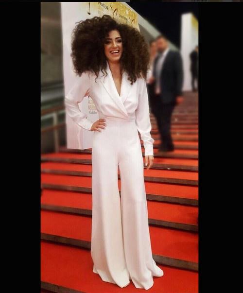 Dilan annesi Il tak'a dnp "Ne diyeyim anne?" diye sorarken arkadalar Levent Drter'e "Diz k" diye bard.