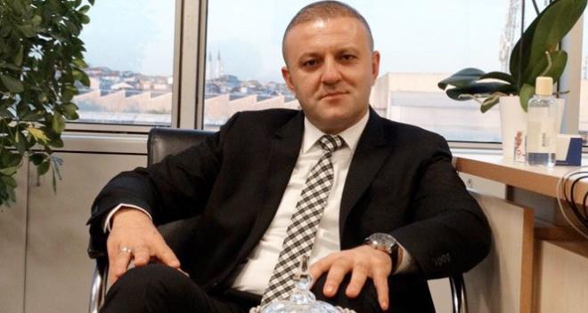 Demokrasi ve Adalet Platformu Bakan Hseyin Yksek, 'Bozdur dvizini lke ekonomine katk sala' almas kapsamnda bin dolar bozdurup makbuz getiren 57 kiiye Kocaeli Kandra ve zmit blgelerinden bin metrekare mstakil tapulu araziler vereceklerini aklad.