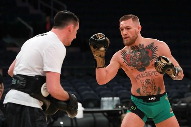 Kaynaa gre, Game of Thrones ynetmenlerinden biri UFC dvlerinin byk hayran olduu iin HBO yapm irketi McGregor&#8217;u seti. Yapmclar, McGregor&#8217;un diziyle mkemmel uyumlu olacan dnyor.