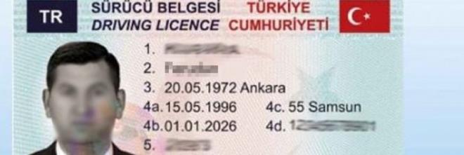 Getiimiz yl 1 Ocak 2016'da balayan ehliyet yenileme sreci devam ediyor. Eski tip ehliyetlerini yenisiyle deitirecek olan srcler, Emniyet Genel Mdrl&#8217;nn resmi internet sitesi zerinden ehliyet yenileme bavurusu yapabiliyor. Eski tip src belgeleri, 5 yl ierisinde yenileriyle deitirilebilecek. Peki, ehliyet yenileme cretine kadar?