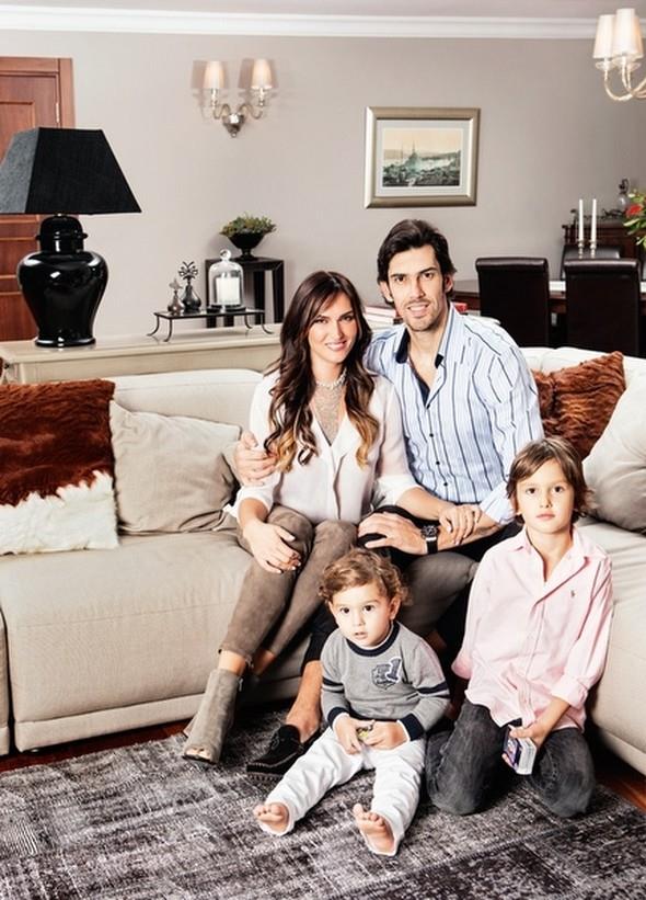 ELF- KEREM GNLM / STNYE (Villa)