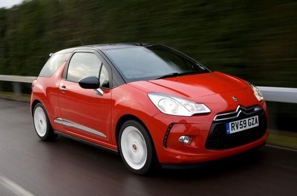 <p>13) Citroen DS3 1.6 DSTYLE 92HP </p>  <p>  Yakt tipi: Dizel </p>  <p>  Ortalama yakt Tketimi(100km): 4.2 litre</p>    <p></p>  <p></p>  <p>Etiketler: Otomobil , Yakt , Araba </p>