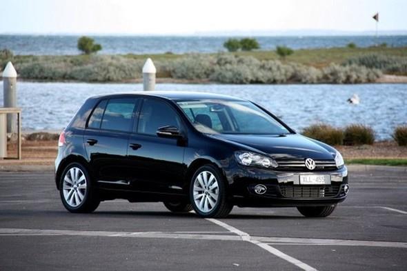 <p>40) Volkswagen Golf 1.6 TDI 105HP </p>  <p>  Yakt tipi: Dizel </p>  <p>  Ortalama yakt Tketimi(100km): 4.6 litre</p>