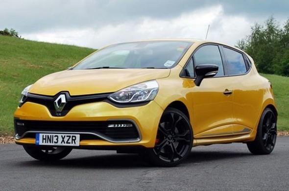 <p>4) Renault Clio 1.5 DCI 90HP </p>  <p>  Yakt tipi: Dizel </p>  <p>  Ortalama yakt Tketimi(100km): 3.8 litre</p>    <p></p>  <p></p>  <p>Etiketler: Otomobil , Yakt , Araba </p>