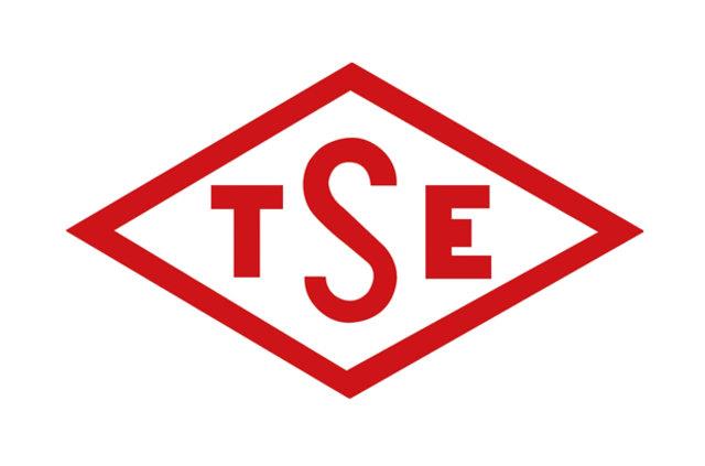 TSE'NN DVZ BRKM LRAYA EVRLD    Trk Standardlar Enstitsnce (TSE), kurumun dviz cinsi varlklarnn tamamnn Trk lirasna evrildii bildirildi.    TSE'den yaplan yazl aklamada, ekonomi ve Trk liras zerindeki bask ve speklasyonlara kar vatandalar tarafndan tepki olarak gelitirilen "dolar bozdur" kampanyasnn etkili bir ekilde devam ettii belirtildi.    Bu erevede Kurumun dolar ve avro cinsi yabanc nakit varlklarnn tamamnn bozdurularak Trk lirasna evrildii ifade edildi. AA