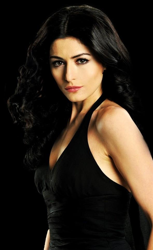 34 yandaki oyuncunun boyu 1,69 cm.