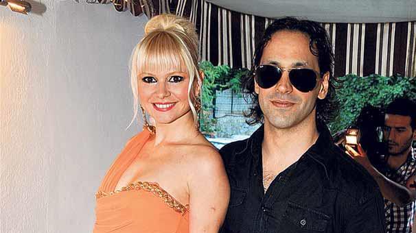 Kaan Tang�ze bo�and��� Se�kin Piriler’e ayda 7 bin TL nafaka �deyecek. Bodrum’daki dubleksin yar�s� da iki �ocu�unun...