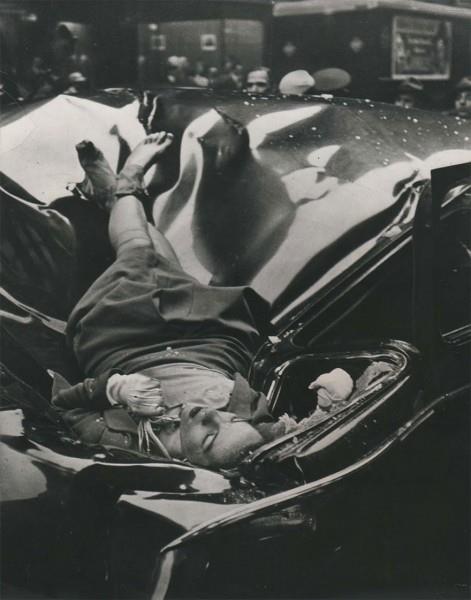 16. Evelyn Mchale, Empire State Binas&#8217;ndan lme atlad gn, 1947