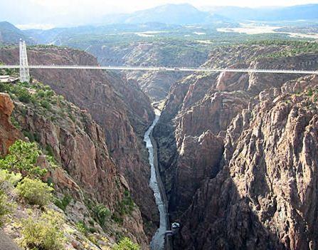 Royal Gorge Kprs (Colorado)  Colorado&#8217;daki Canon ehrinde bulunan turistik bir yerdir.