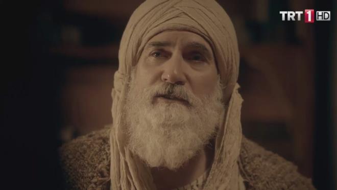 Orada [el-Kassar] (Yunus ibnu Ebi&#8217;l-Hseyin el-Haimi el-Abbasi el-Kassar) isimli bir ahs'la sohbet etti. Hac&#8217;dan sonra Marib&#8217;de, oradan da Ebu Medyen&#8217;in ehri olan Becaye'de bulundu. Bir sre sonra tekrar Mekke&#8217;ye geldi ve "Ruhu&#8217;l-Quds", "Tacu'r-Rasul" adl eserler'ini yazd.