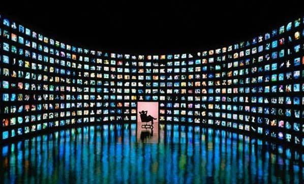 14 Aralk 2016 aramba gn reyting sonular belli oldu. 69. blmyle ekrana gelen Dirili Erturul mu yoksa Kara Sevda m gecenin birincisi oldu?