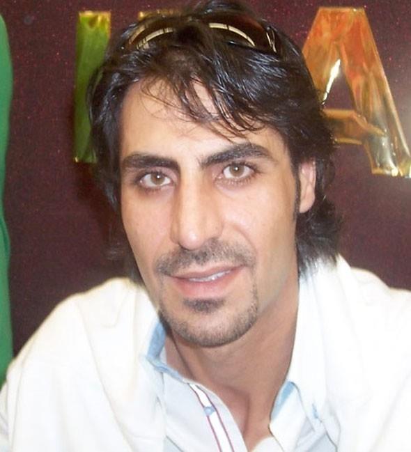 KENAN OBAN    Polat Alemdar rolyle byk ses getiren Necati amaz'n kuzeni olan Kenan oban lise mezunu.