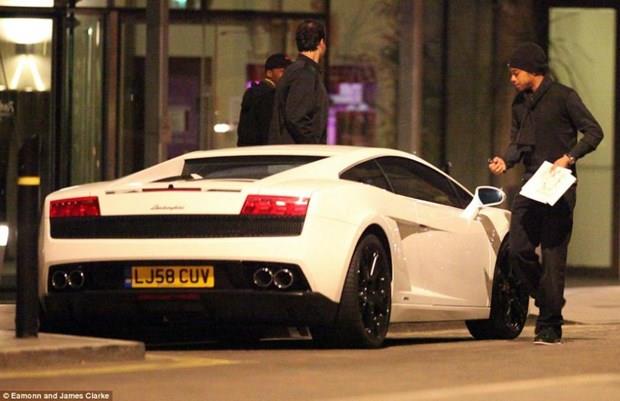 Robinho  <p>Lamborghini