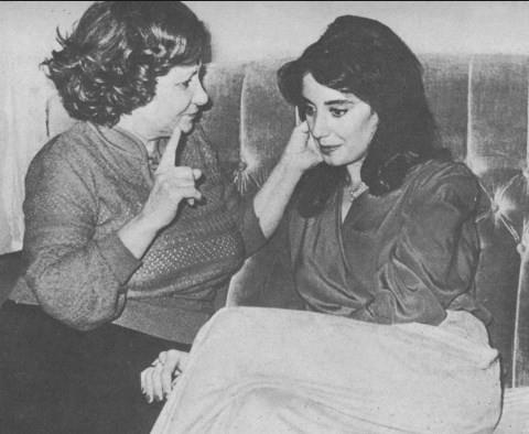 "brahim Tatlses tarafndan karldktan sonra yedi saat boyunca dvldn ileri sren film oyuncusu Perihan Sava, savcla bavurarak Tatlses'in ruh hastas olduunu syledi ve tutuklanmasn istedi.