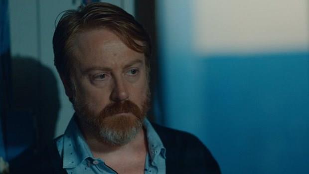 "ADAM OLMAK YERNE BRLERNN ADAMI OLMAK TERCH EDLYOR"<p>    "Haddini bilen akallk yani birilerinin adam olmak hayatn iinde de ok yaygn. Adam olmak yerine birilerinin adam olmak tercih ediliyor.  Kendi varoluunu gerekletirmek emek istiyor ve insanlar emek vermeden ke dnmeye altrldklar bir dzende yayorlar. Emek verenin deil nce patronun hakk dnlyor ve insan haklar, adalet, her ey bunun zerinden iliyor."