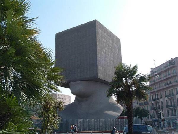 La Tete au Carre (Nice, Fransa)