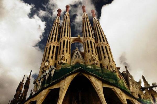 Sagrada Familia (Barcelona, spanya)
